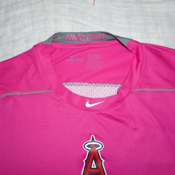 Nike Pro MLB Hypercool Breast Cancer Pink Los Angeles Angels Dri-Fit Shirt 2XL - Picture 2 of 3